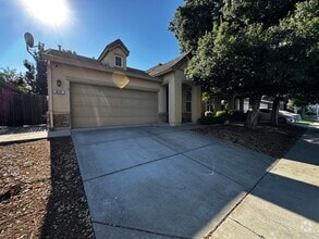 Building Photo - 10173 Lofton Way
