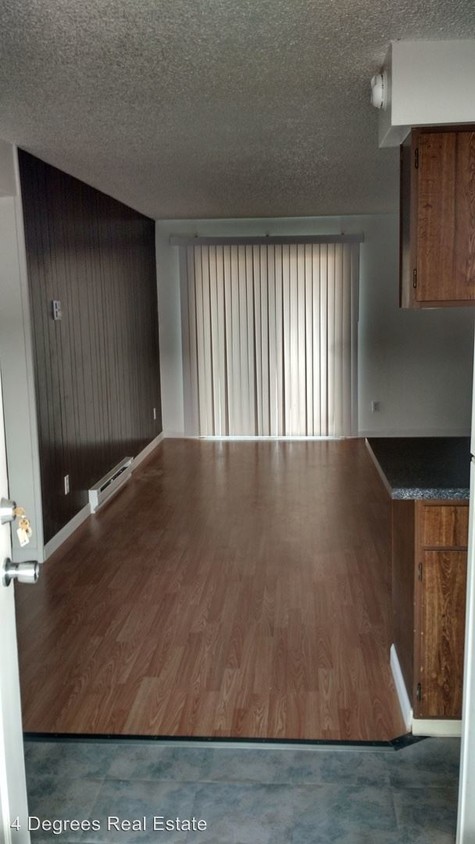 Foto principal - 15917 E Sprague Ave