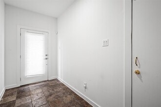 Building Photo - 5712 Winsome Ln