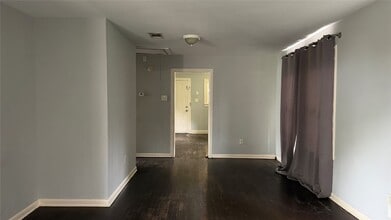 Building Photo - 4017 Baden St