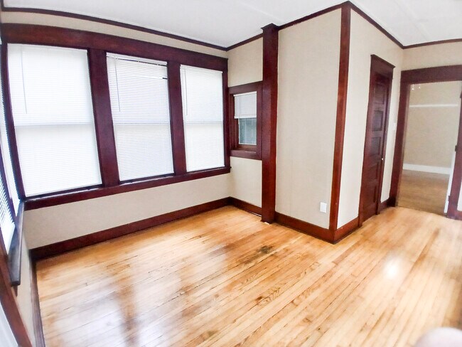 Foto del edificio - 475 Hamilton St