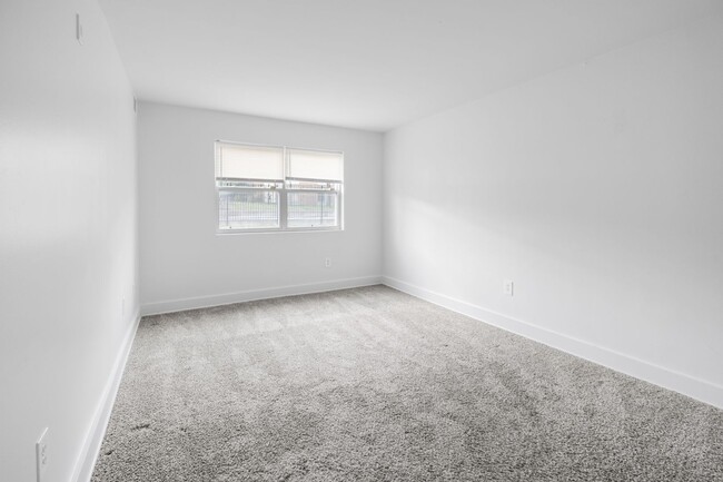 Foto del edificio - Lovely 2 BR/1 BA condo in Anacostia!
