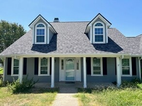 Building Photo - 1688 W Tate Ave