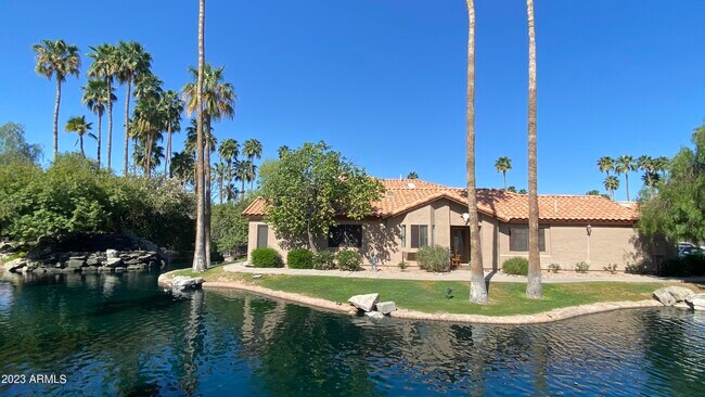 Building Photo - 1345 W Crystal Springs Dr