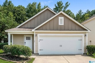 Building Photo - 29 River Birch Ln
