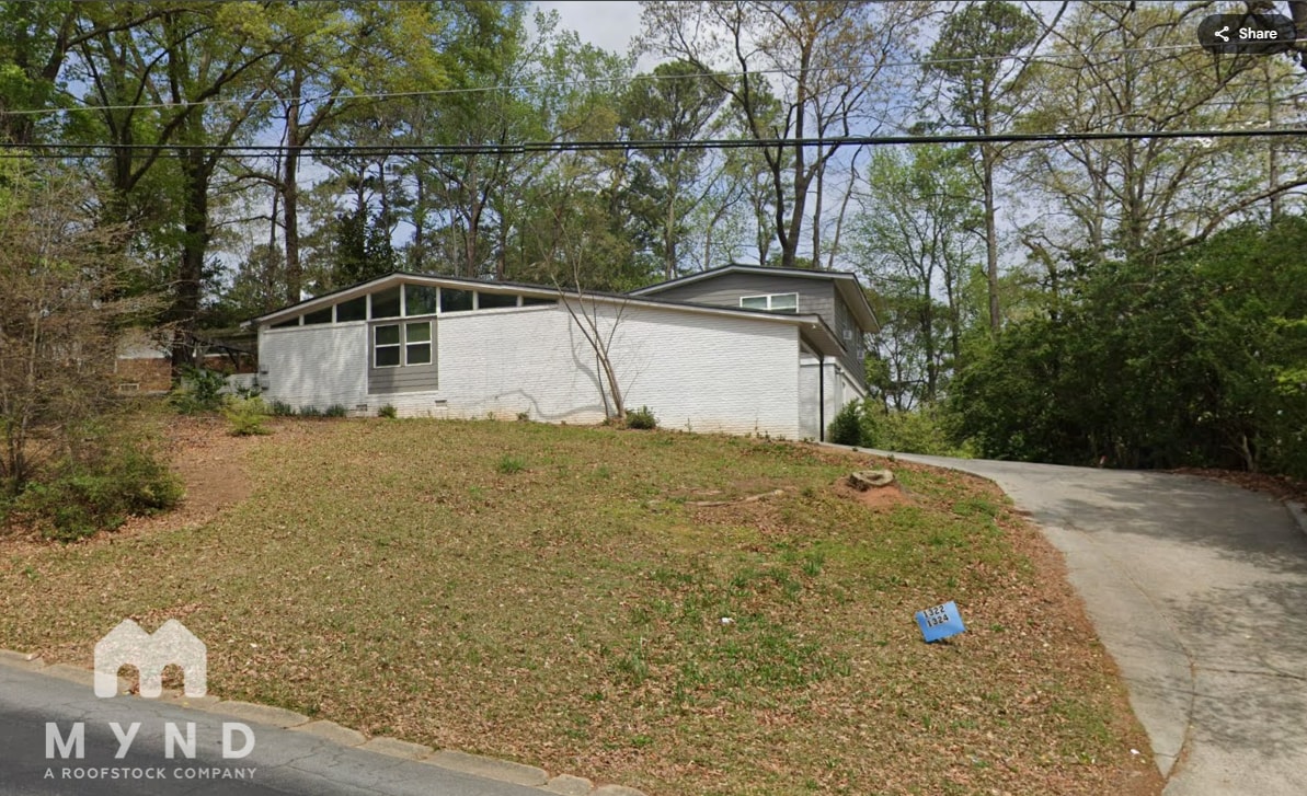Primary Photo - 1324 N Cliff Valley Way NE