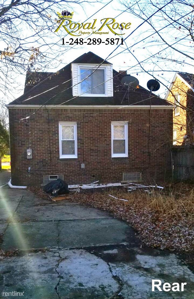 Building Photo - 9627 E Outer Dr