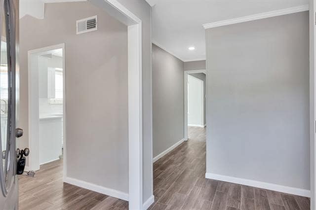 Building Photo - 14721 Birchridge Dr