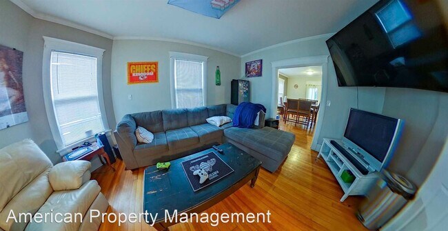 Foto del edificio - 8 br, 4 bath House - 826 Vattier st