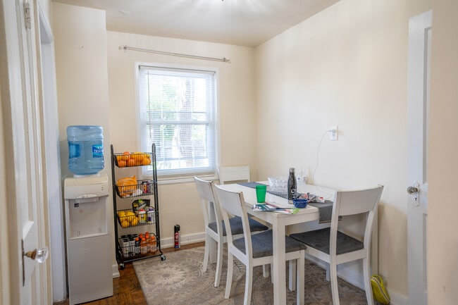 Dining room - 2035 20th Rd N