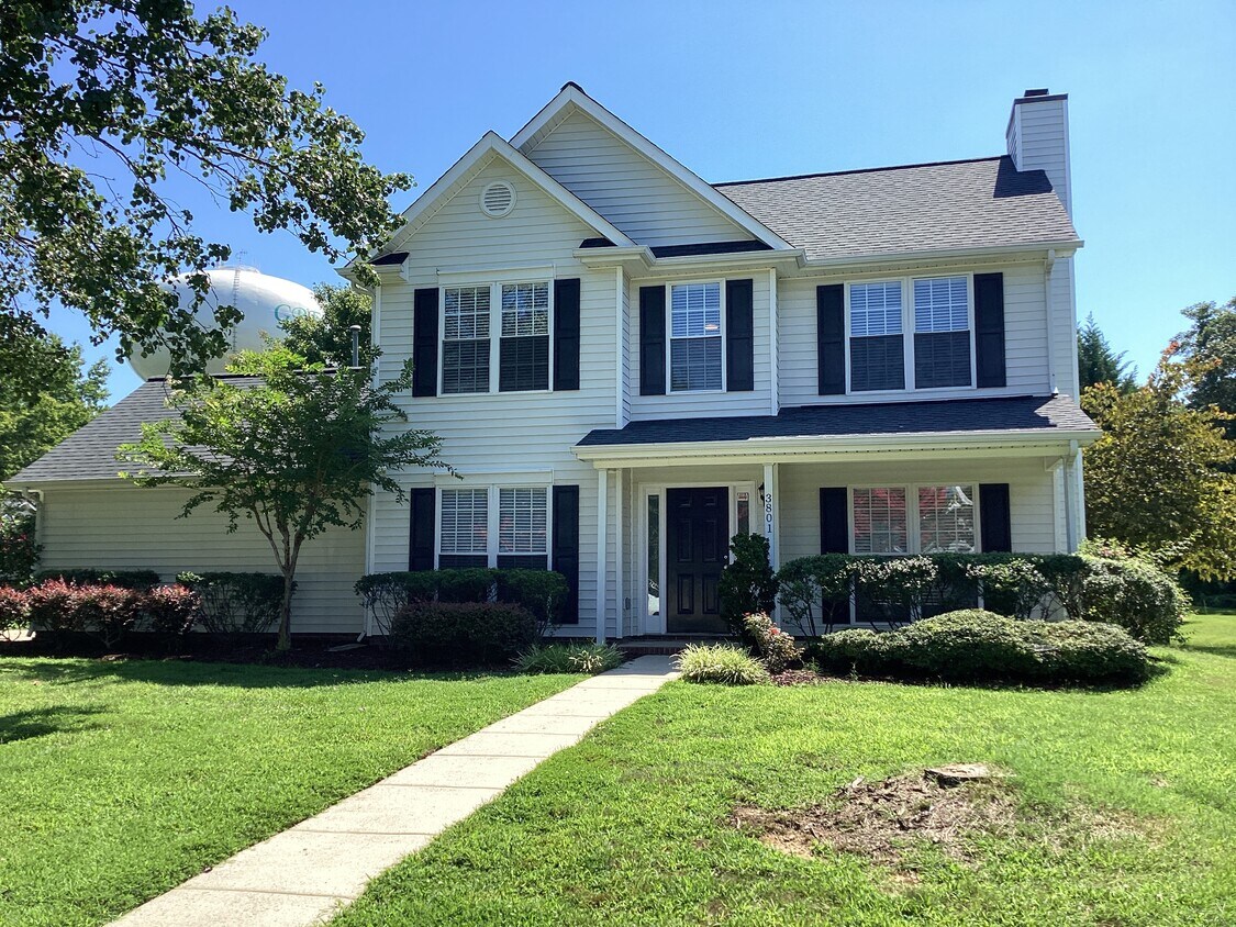 3801 Cranwell Court House Rental in Greensboro, NC