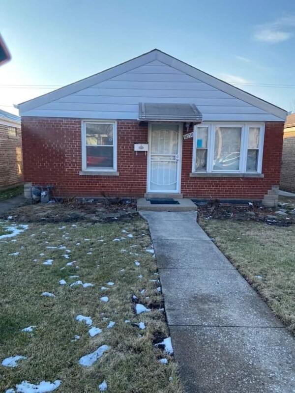 14530 S Wallace Ave, Riverdale, IL 60827 House Rental in Riverdale