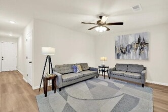 Building Photo - 457 Fernhill Cove