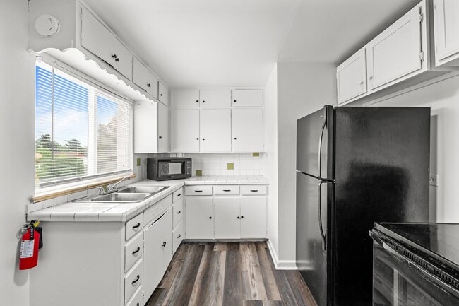 Come check out this beautiful apartment cl... - Come check out this beautiful apartment cl...