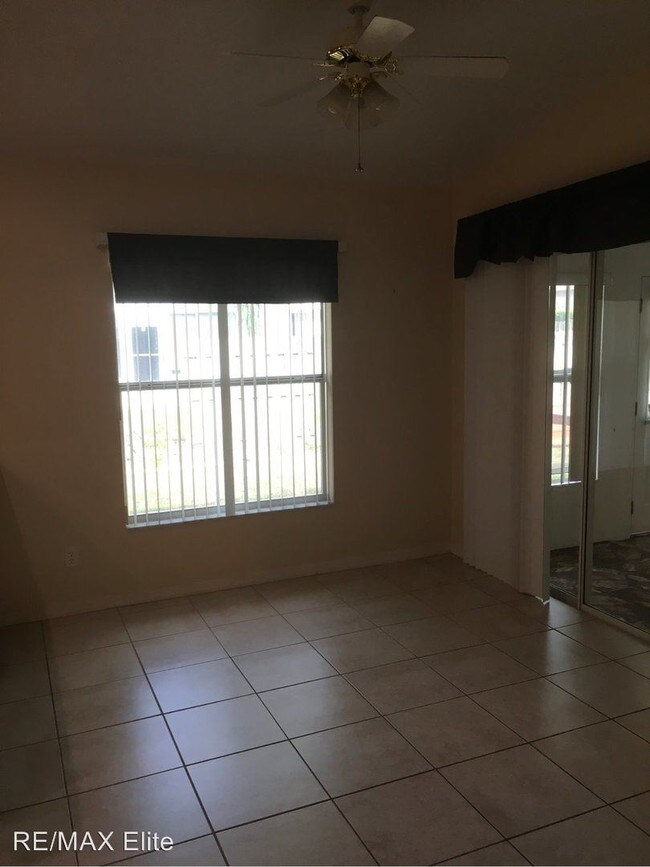 Building Photo - 3 br, 2 bath House - 812 Cebu Pl