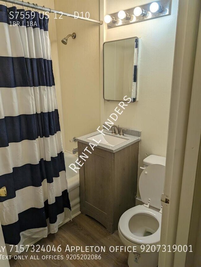 S7559 US12 Unit D10, North Freedom, WI 53951 Room for Rent in North