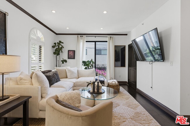 Building Photo - 500 Orlando Ave