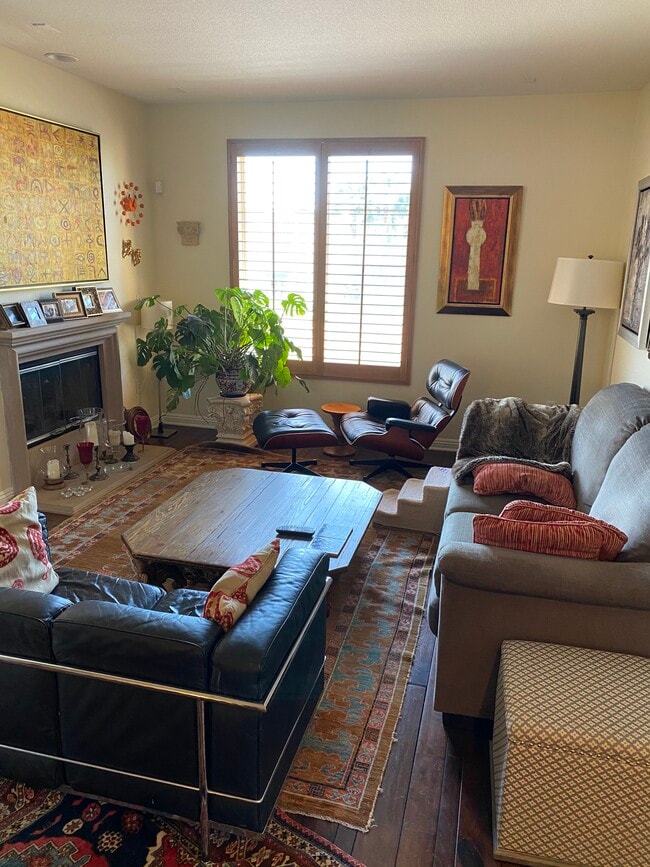 Foto del edificio - 5831 Seawalk Dr