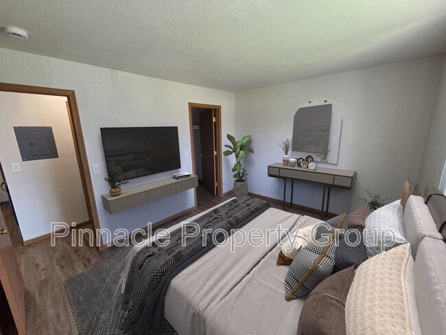 Foto del edificio - 3893 Orr Dr