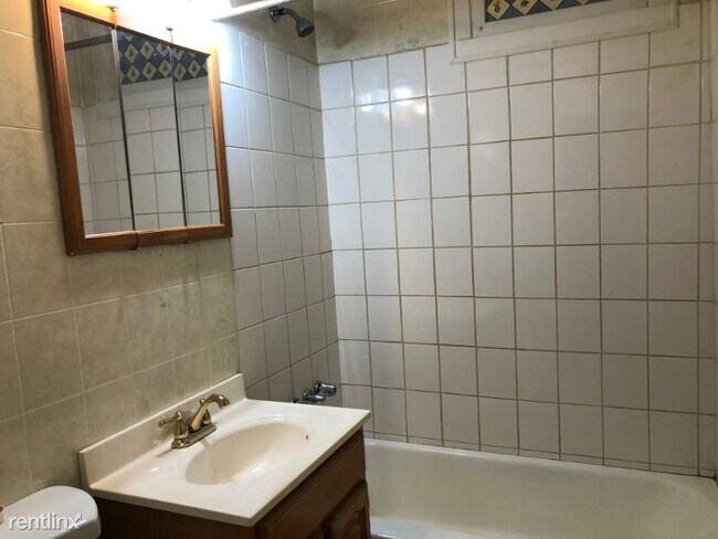 Foto del edificio - 79 E 25th St