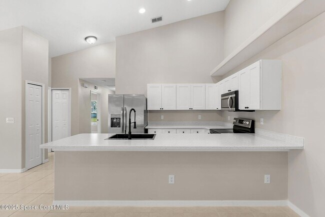 Foto del edificio - 158 Empress Ave