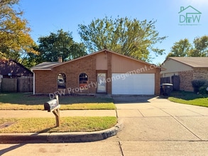 Building Photo - 1233 Steinburg Ln