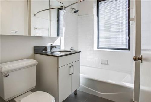 Foto del edificio - 505 W 54th St