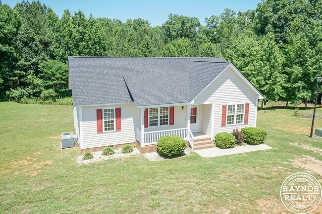 Building Photo - Price Adjustment. Fully Renovated House!
