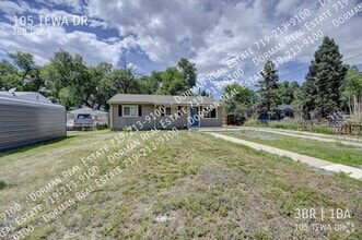 Building Photo - 105 Tewa Dr