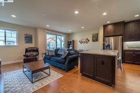 Building Photo - 833 Tranquility Cir