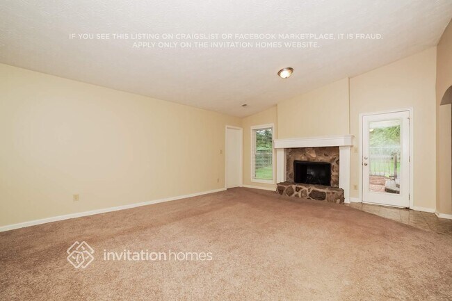 Foto del edificio - 4393 Fielding Ln