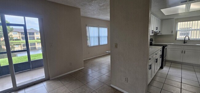 Foto del edificio - 2417 Barley Club Ct