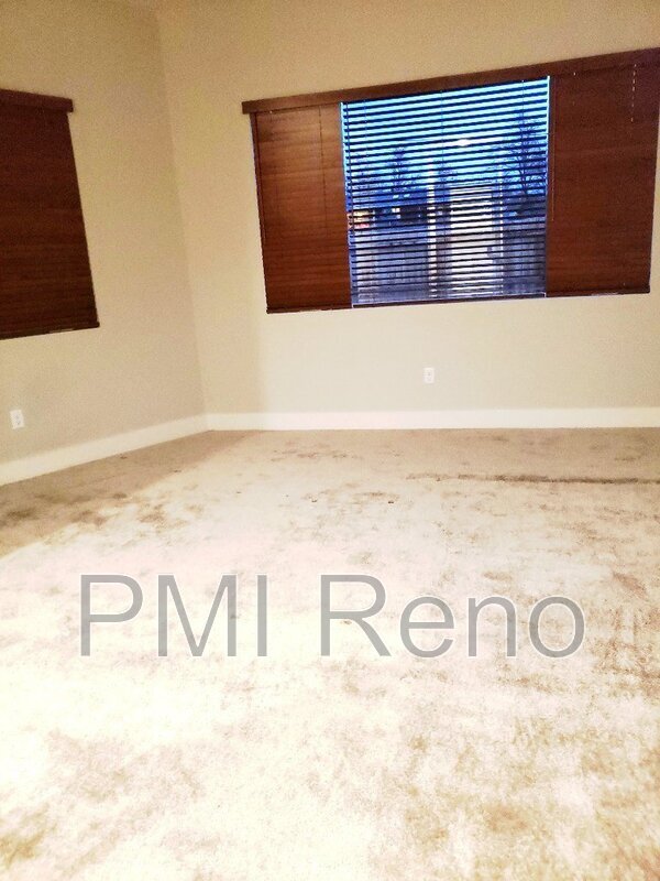 Building Photo - 2974 Saddle Peak Dr