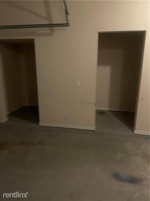 Building Photo - 3 br, 3 bath House - 2117 Silas Way NW