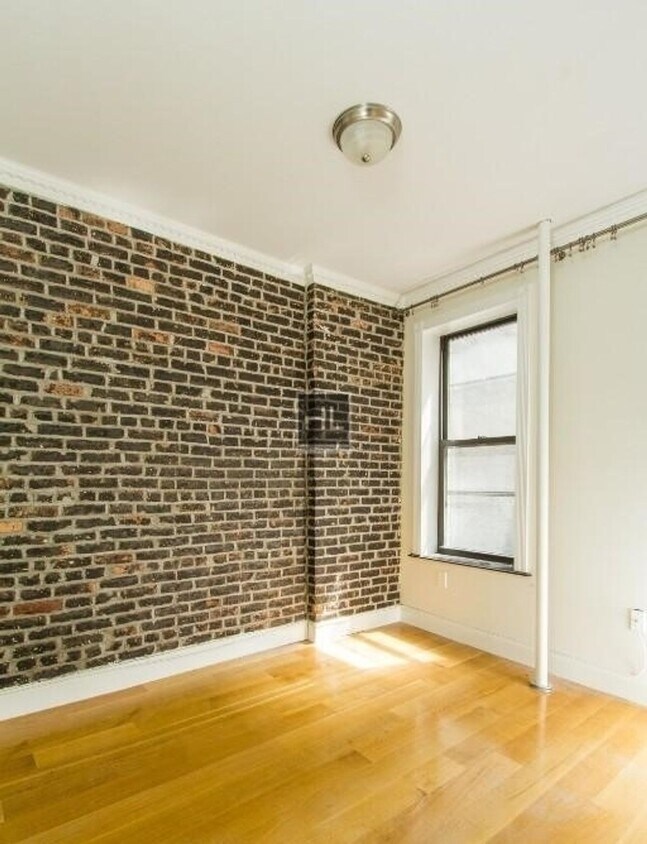 Building Photo - Prince Street