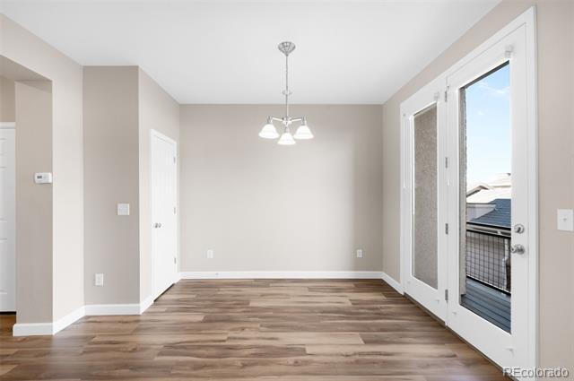 Foto del edificio - 13543 E Longview Ave