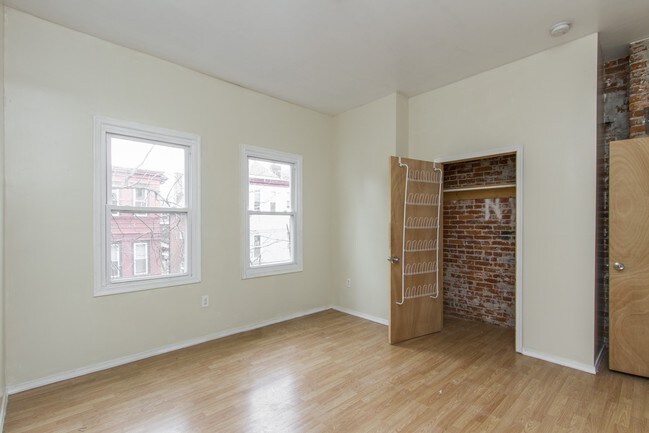 Foto del interior - 938 S 49th St