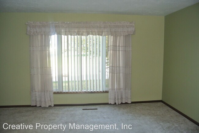 Building Photo - 3 br, 1.5 bath House - 2016 9th St NW