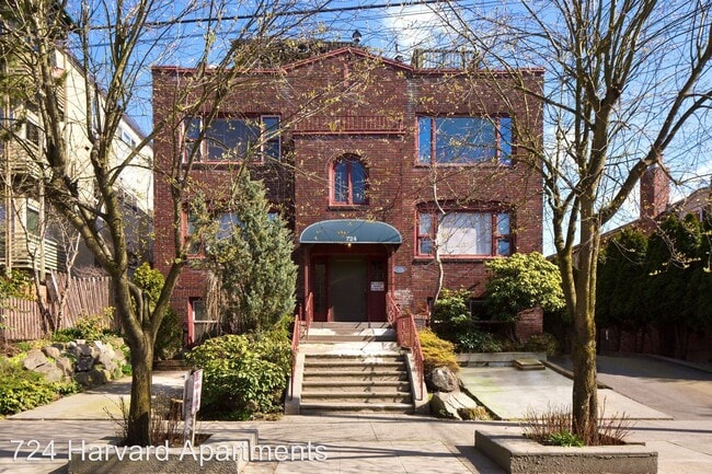 Building Photo - 724 Harvard Ave E
