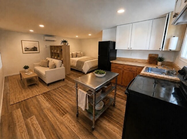 Photo - 406 Cedar Lane Rd (Greenville, SC) House