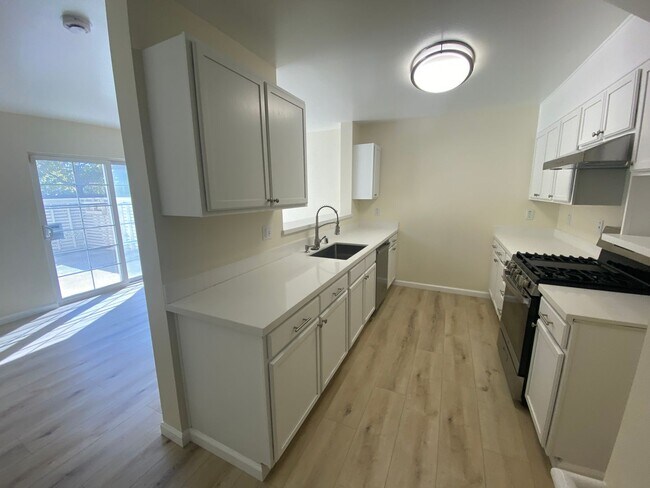 Photo - 3 Bed 2 Bath Condo For Rent