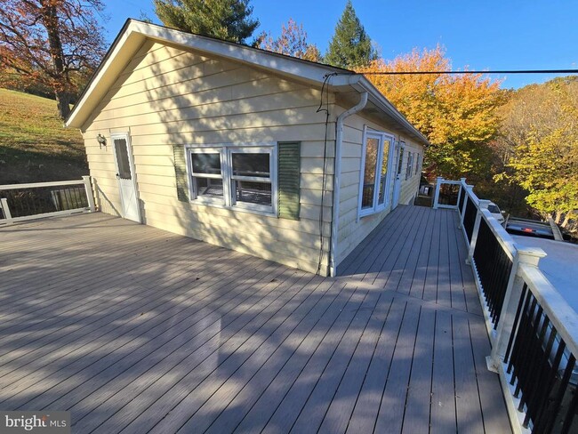 Foto del edificio - 1207 Deer Creek Church Rd