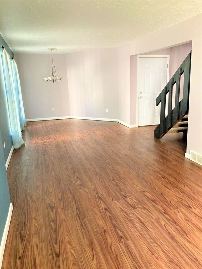 Building Photo - 377 Pleasant Meadows - 2 Bedroom 1.5 Bathr...