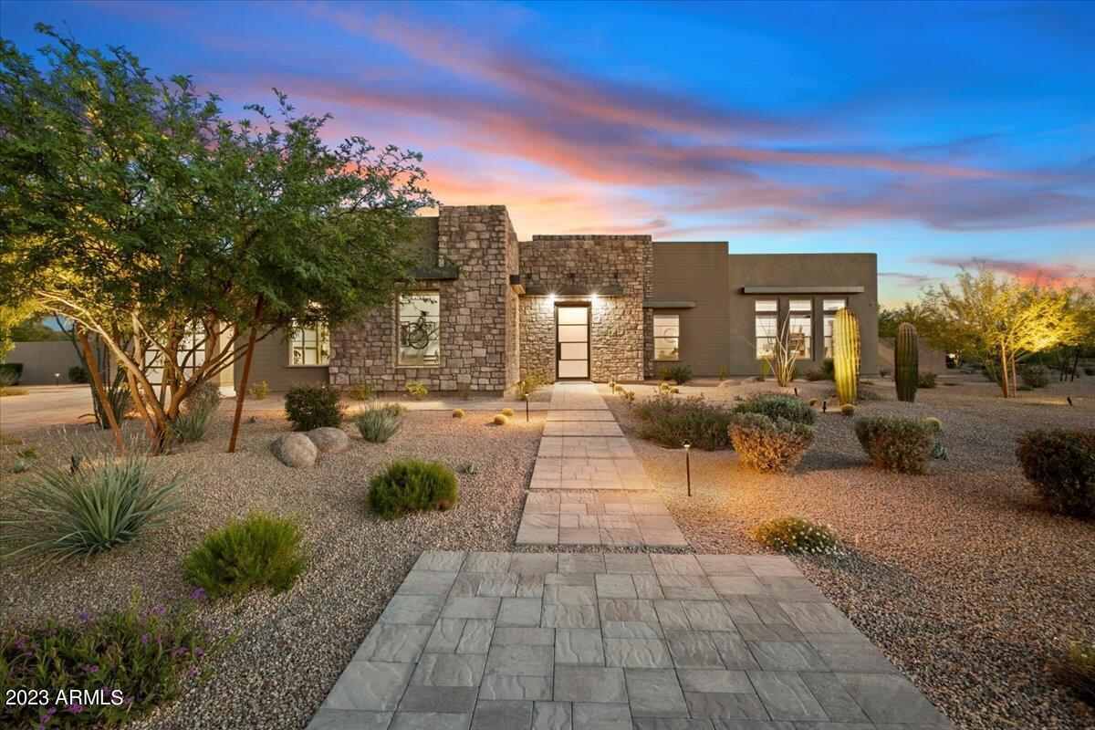 Foto principal - 8513 E Eagle Claw Dr