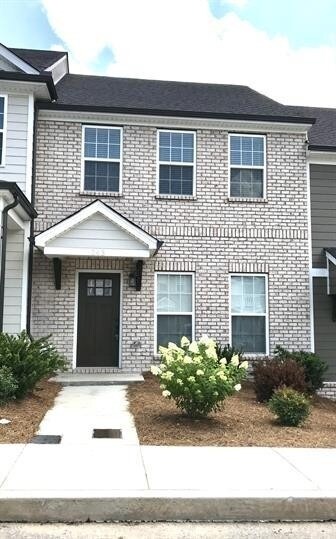 Foto principal - 243 Mansfield Dr