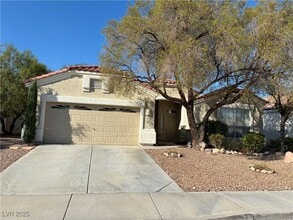 Building Photo - 309 Lingering Ln