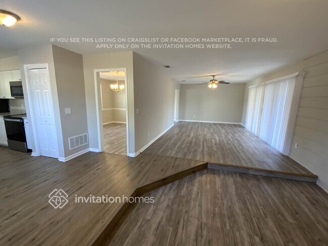 Foto del edificio - 4084 Briar Forest Rd E