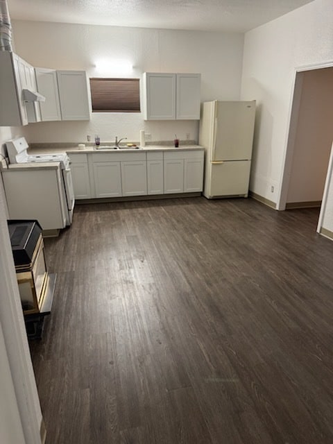 Building Photo - 2111 W Sussex Ave