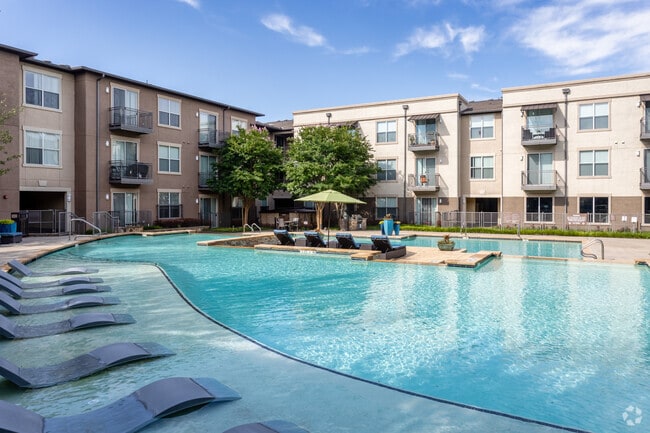 Swimming Pool - City North