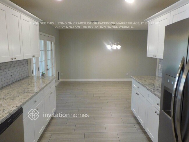 Foto del edificio - 2631 S Holbrook Ln